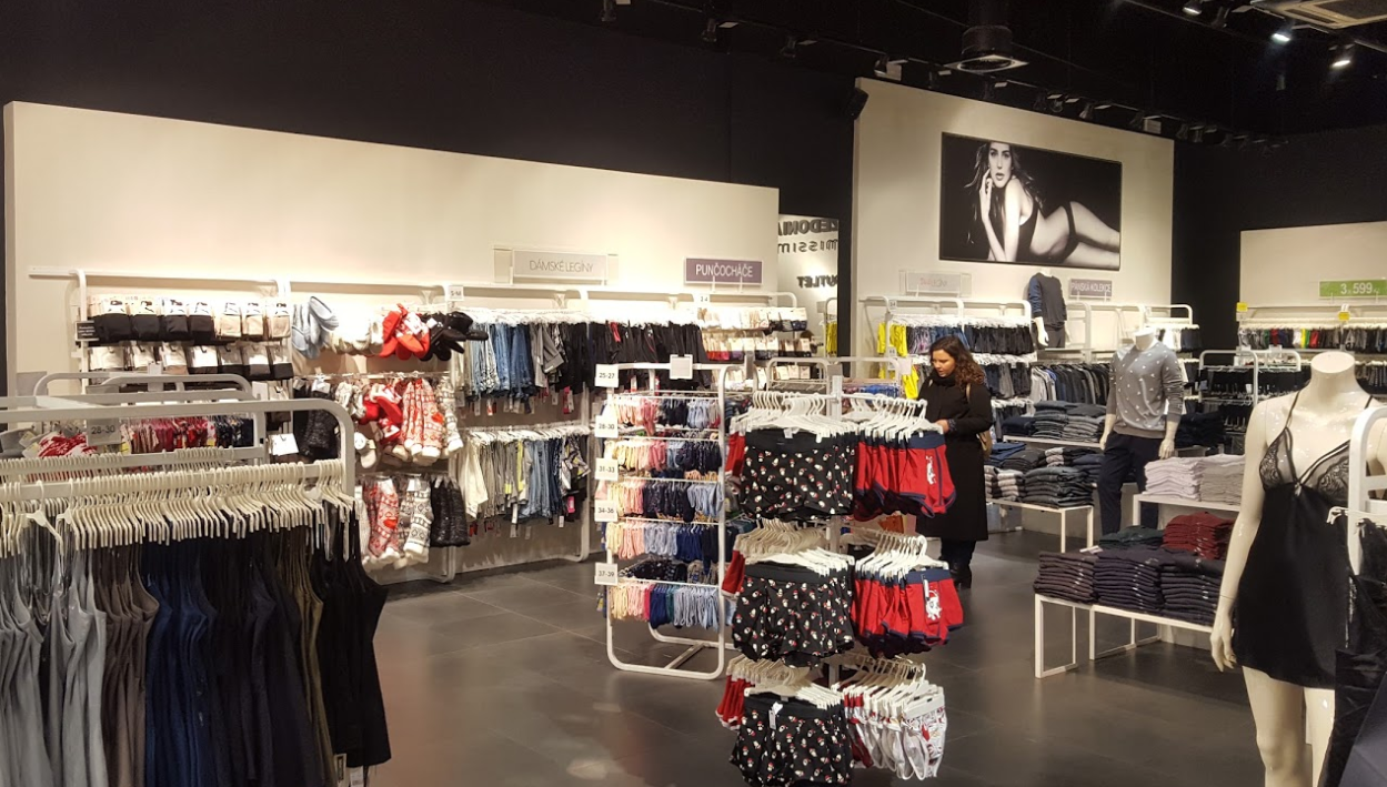 Obchod Intimissimi Calzedonia & Intimissimi outlet - Fashion Arena Outlet Center Štěrboholy